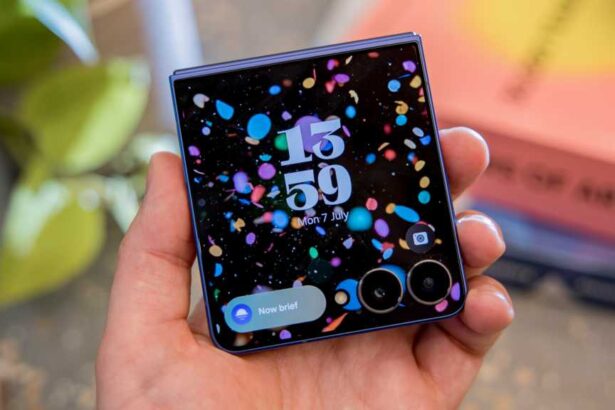 Samsung Galaxy Z Flip 7 Live Diary: Unboxing, Setup & Early Impressions