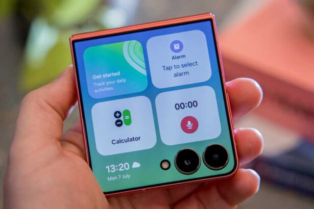 Samsung Galaxy Z Flip 7 Review: Hands-on