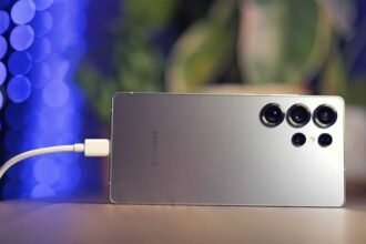 Samsung Tips Qi2 Charging in Galaxy S26 with Customer Survey