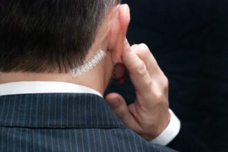 Secret Service Launches Investigation After SS Agent Tries to Smuggle Wife on Plane Accompanying Trump’s Visit to Scotland |