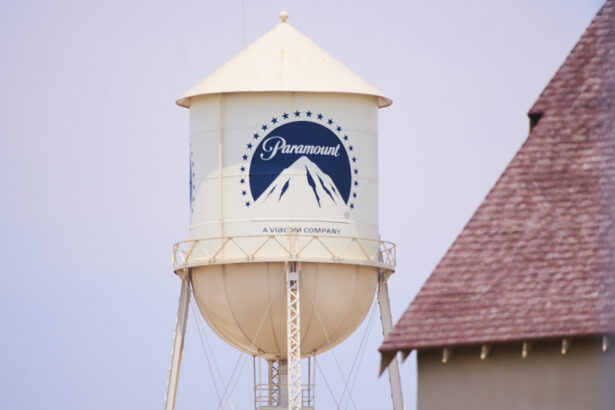 Sen. Warren Calls for Investigation Into Paramount’s Trump Settlement