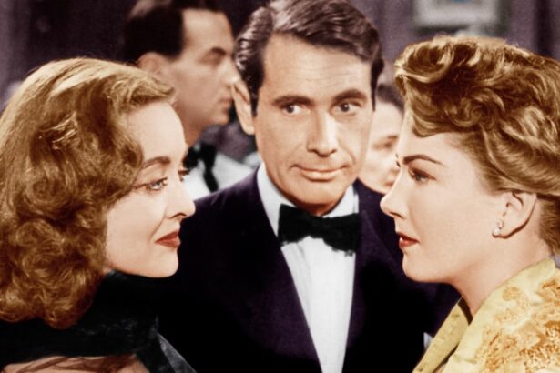 ‘Sirens’ Team on How ‘All About Eve’ Influenced the Netflix Show