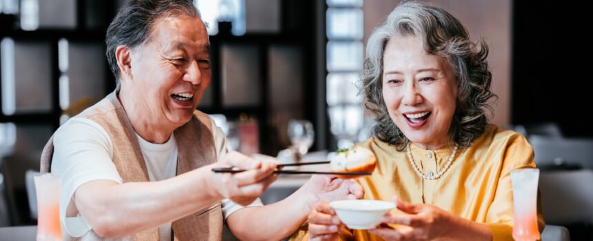 Study Reveals Key Way to Slow Chronic Illness in Old Age : ScienceAlert
