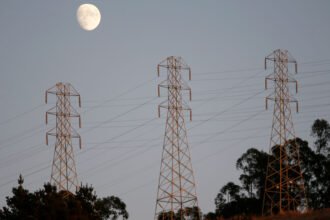 The national fight for public power comes to Oakland