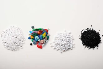 Time to throw away the plastics in your kitchen?