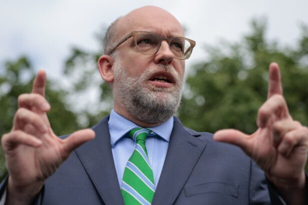 Trump budget chief Vought ramps up criticism of Powell, vows investigation into Fed renovations