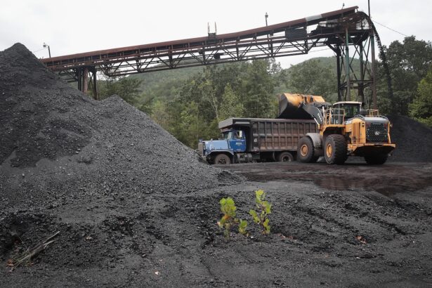 Trump is fast-tracking coal mines even when it doesn’t make fiscal sense