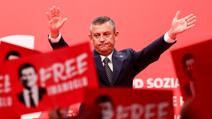 Turkey to probe opposition leader for insulting Recep Tayyip Erdoğan