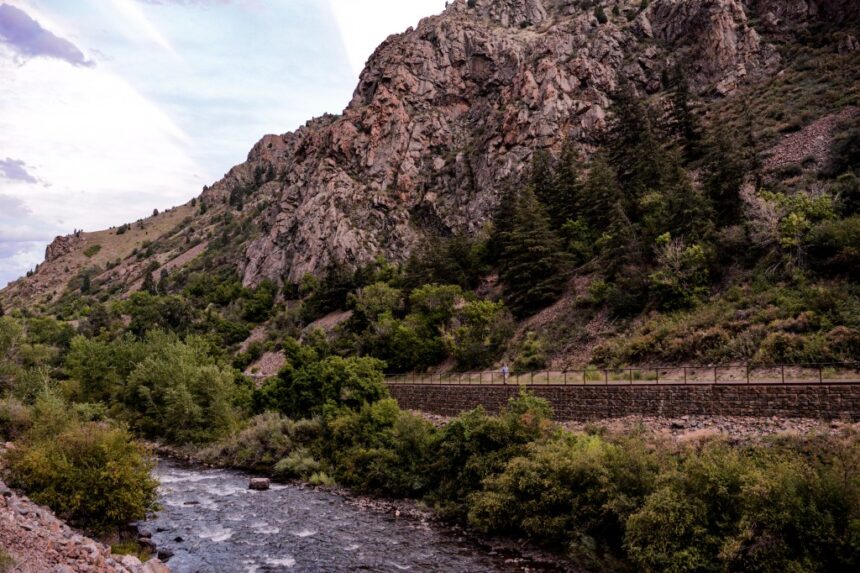 U.S. 6 closed overnight through Clear Creek Canyon
