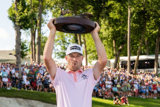 USMNT loses Gold Cup final to Mexico; Brian Campbell wins John Deere; Astros climb latest MLB Power Rankings