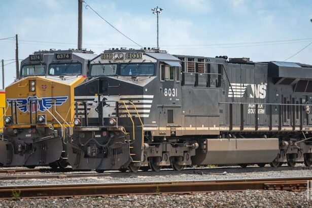 Union Pacific, Norfolk Southern in merger talks: WSJ