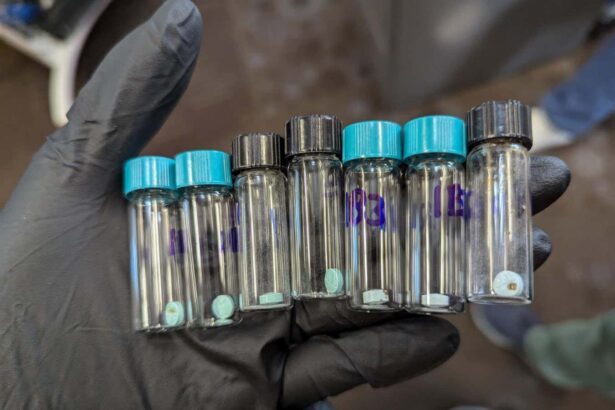 Vapour-sniffing drug detector tested at the US-Mexico border