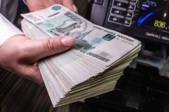 Weak rouble, higher oil may help Russia if Trump’s tariffs hit, analysts say