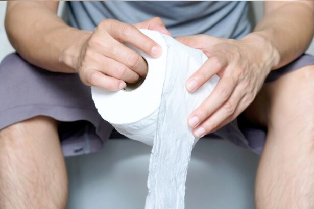 Your Poop Schedule Says a Lot About Your Overall Health, Suggests Study : ScienceAlert