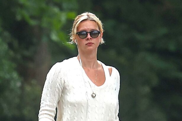 Apple Martin Channels Mom Gwyneth Paltrow at the Peak of Her Cool ’90s Powers