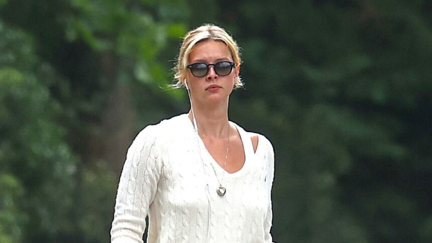 Apple Martin Channels Mom Gwyneth Paltrow at the Peak of Her Cool ’90s Powers