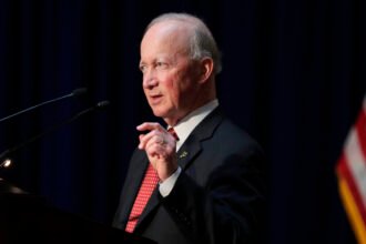 'It's high season for hypocrisy': The godfather of the Indiana GOP slams Trump's redistricting push