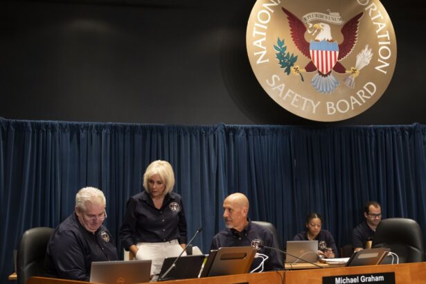 3 big takeaways from the NTSB hearing on the DCA collision : NPR