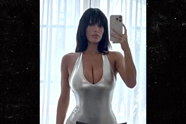 Bianca Censori Goes Futuristic in Out of This World Space Suit