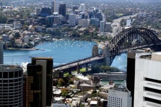 Court win for pro-Palestinian rally on Sydney Harbour Bridge