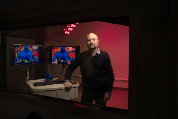 Experts urge physiology-based strategies to protect people during deadly heat waves