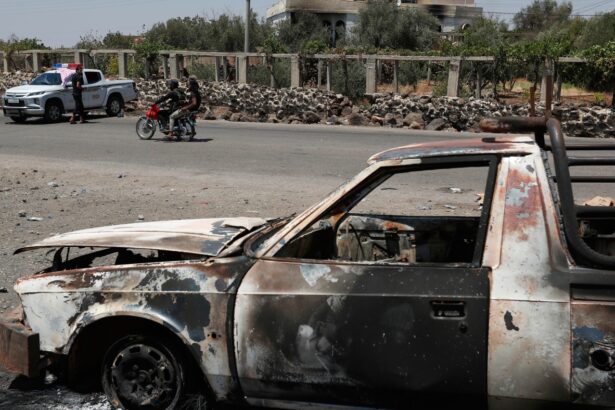 Fresh clashes break out in Syria as government struggles : NPR