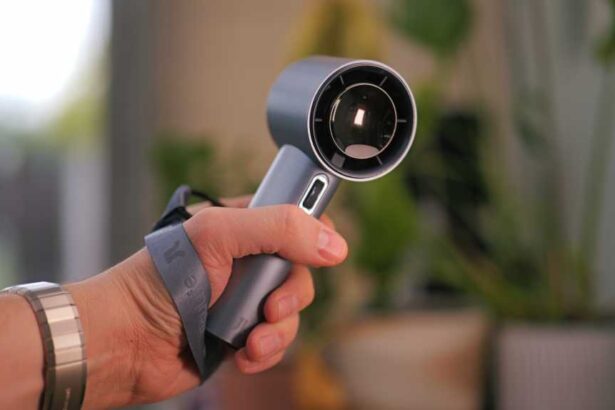 I Don’t Leave Home Without This JisuLife Travel Fan