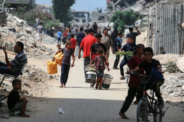 Israel to extend Gaza war; Trump wants new census : NPR