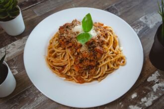 Less processed diet may be more beneficial for weight loss, clinical trial indicates