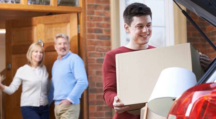 Planning to pay for your kids’ college tuition? Experts suggest you start saving before they’re even born