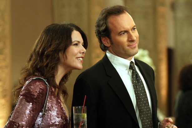 What Is “Mankeeping,” and How Do I Know If I’m Doing It?