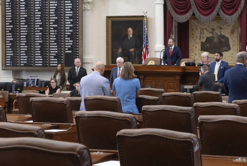 Texas Democrats could be fined nearly 0,000 for fleeing the state