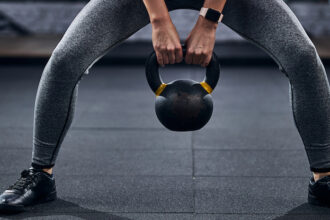 The Viral ‘Kettlebell Challenge’ Could Be Harmful. Do This Instead. : ScienceAlert