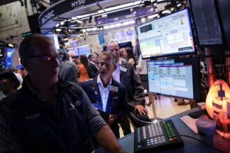 Trading Day: Stagflation-ISM