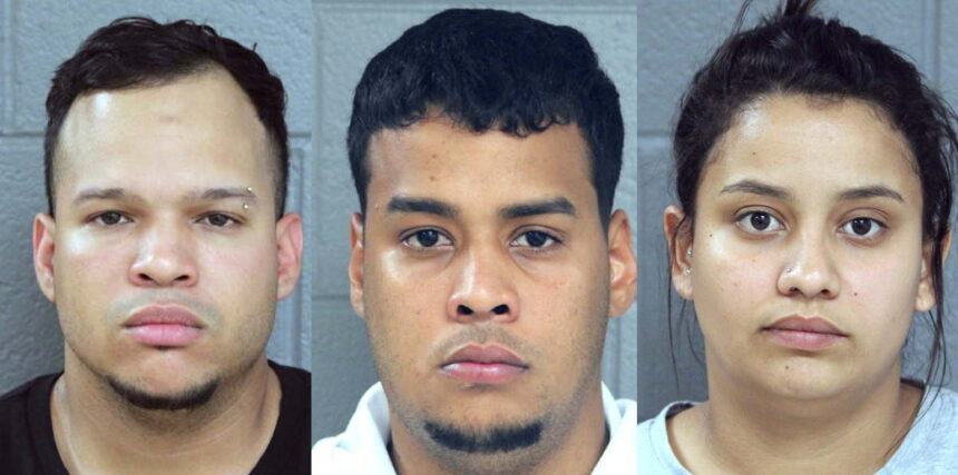 Two migrants detained in Chicago gunrunning, drug sting tied to Venezuelan street gang