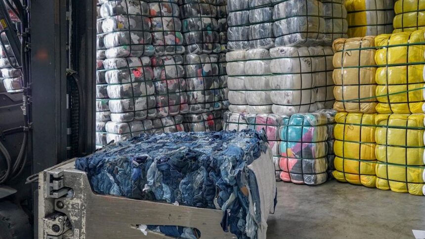 US second-hand clothing exports help combat waste, boost Guatemala’s economy