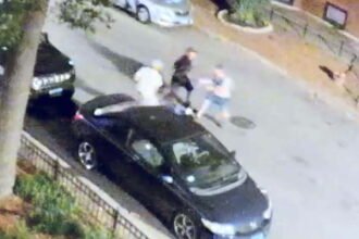 Video shows robbers on bikes attacking two men in Boystown
