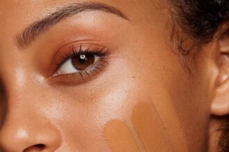 Best Foundations for Oily Skin: Shine-Free Solutions That Last
