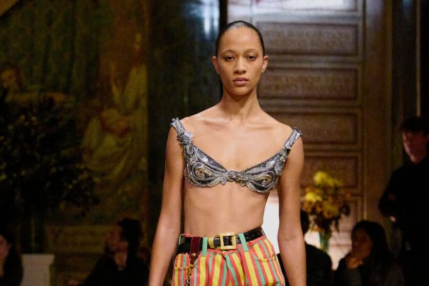 A Pop Star Like Addison and Brand-New Versace? It’s a Match Made in Heaven