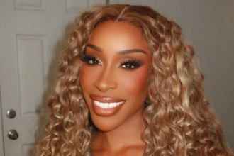 Why Cinnamon Blush Is The Must-Try Makeup Move This Fall