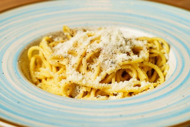 2025 Ig Nobel Prizes Awarded for Research on Tipsy Bats and Pasta Physics