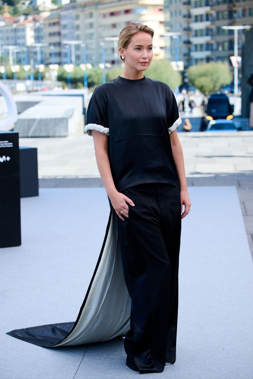 Jennifer Lawrence Is All Aboard the Phoebe Philo Train