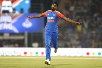 Arshdeep Singh creates history by dismissing Vinayak Shukla for 1 with a short ball in IND vs OMA Asia Cup 2025 match [Watch]