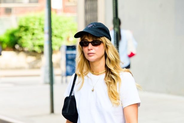Jennifer Lawrence Heralds the Return of the Ripped Jean