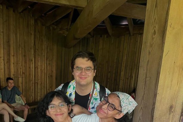 Conjoined Twins Carmen and Lupita Andrade on How They Navigate Intimacy