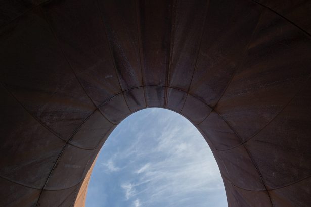Descend into the Underworld via Anish Kapoor’s Sculptural Subway Station Entrances — Colossal