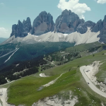 The Enchanting Beauty of the Dolomite Mountains: A Scenic Wonderland