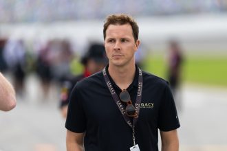 Former Daytona 500 winner Trevor Bayne announces Xfinity series return with SHR at Las Vegas