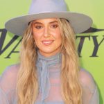 Lainey Wilson Will Fly Solo as Host of 2025 CMA Awards, After Joining as Co-Host Last Year