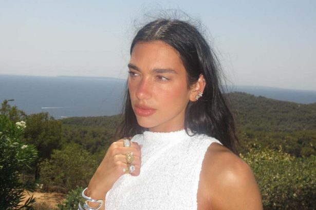 Victoria Beckham, Dua Lipa, and Rihanna Are Repping This Surprising Ring Trend